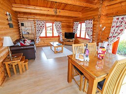 Ash Lodge