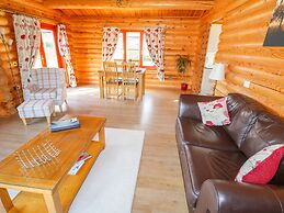 Ash Lodge