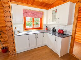 Ash Lodge