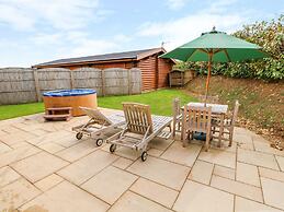 Ash Lodge