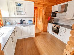 Cedar Lodge