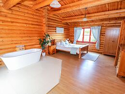 Cedar Lodge