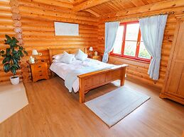 Cedar Lodge