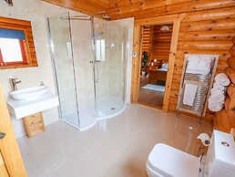 Cedar Lodge