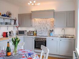 3 Melbury