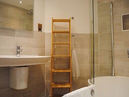 3 Melbury