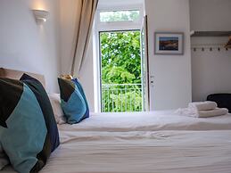 3 Melbury