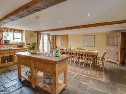 Manor Farm Barn