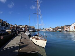 Harbourside House