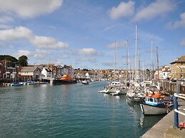 Harbourside House
