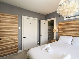 Harbourside House