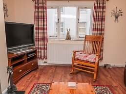 Magpie Cottage
