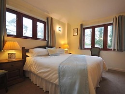 Follis Cottage