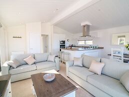 Ash Lodge