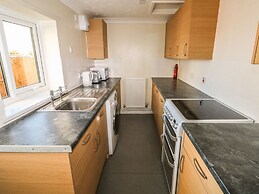 27 Whitegates