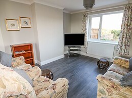27 Whitegates