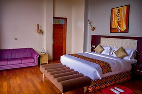 Gorilla Heights Lodge