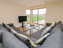 Oak Lodge