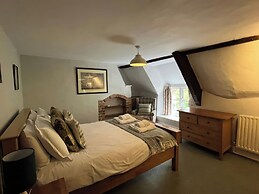 Ivy Cottage