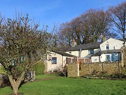 2 Storrs Cottages