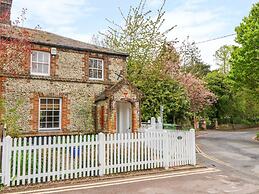 3 Station Cottages