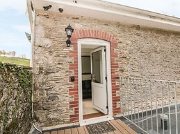 Lower Norton Apartment