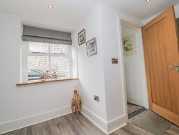Ardeevin Cottage
