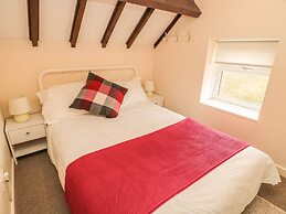 Magpie Cottage