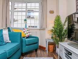 Cedarwood Cottage