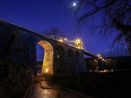 Manadwyn