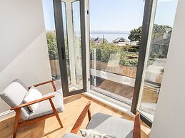 Cambrian House