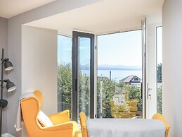 Cambrian House