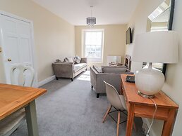 Coquet View Apartment
