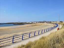 Tyn Towyn - Ty Glas Golau