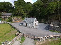Tyn Llwyn Cornel