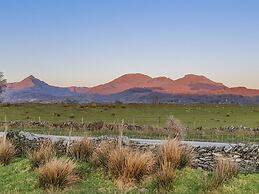 Tyn Llwyn Cornel