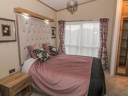 Avonal Lodge