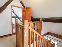 Old Hall Barn 4