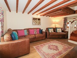 Old Hall Barn 4
