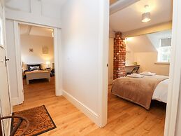 Commonwood Cottage