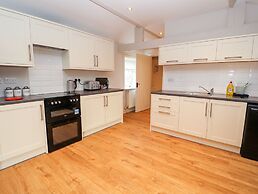Commonwood Cottage