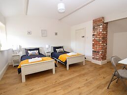 Commonwood Cottage