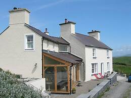 Cae'r Dyni