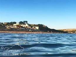 Bowleaze View