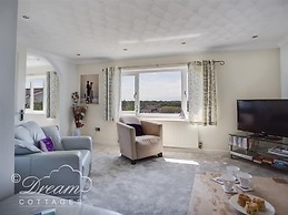 Bowleaze View