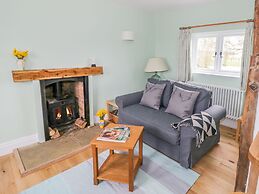 Wigrams Canalside Cottage