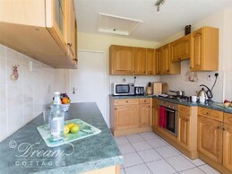 Hillview Bungalow