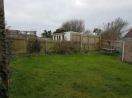 Hillview Bungalow