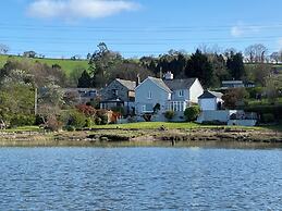 Clamoak Cottage