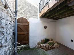 Ammonite Cottage